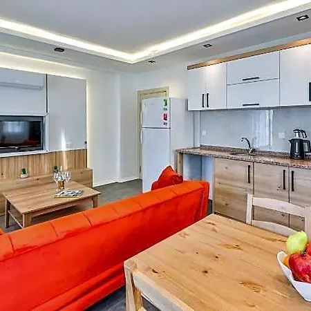 Tugce Hotel 3*
